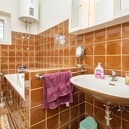 Amazing In With Wifi Apartment