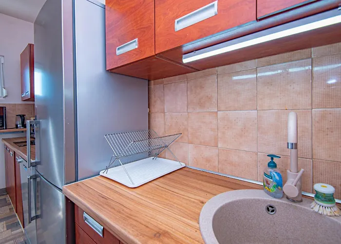 Lägenhet Amazing In With Wifi Raslina